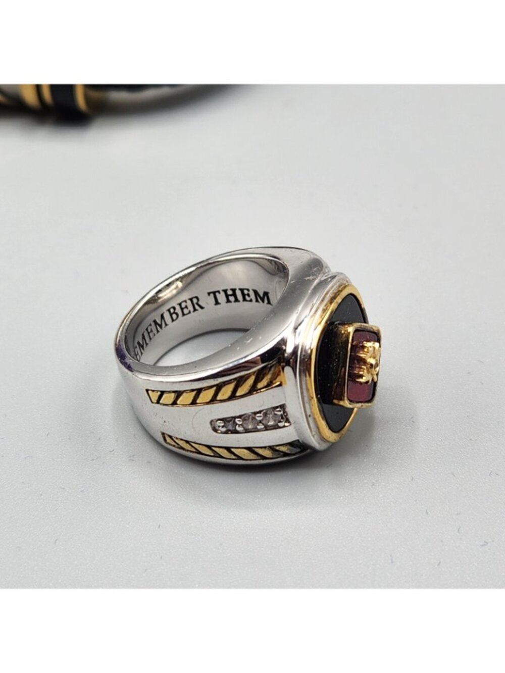 Bradford Exchange D-Day 75 Years Dog Tag Ring Bracelet Lest We Forget Set - Picture 7 of 15